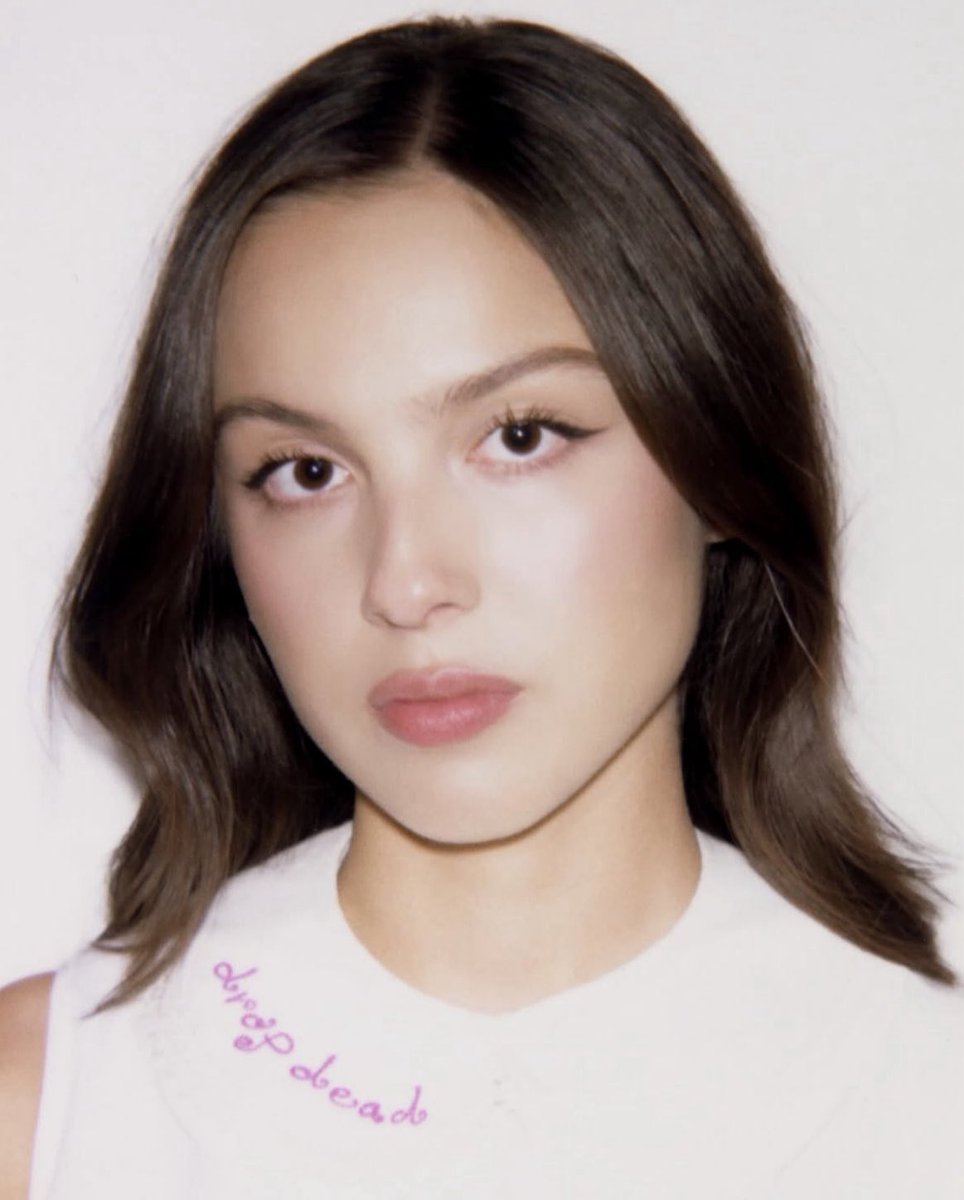 maggotss4brains's tweet photo. Prettiest photoshoot ever https://t.co/7UUdQKzjef