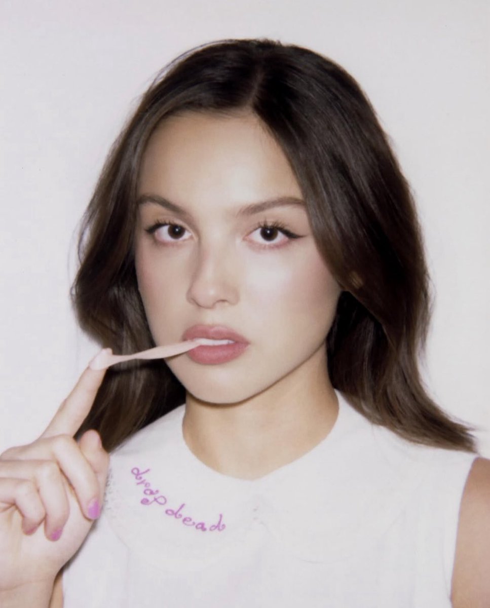 maggotss4brains's tweet photo. Prettiest photoshoot ever https://t.co/7UUdQKzjef