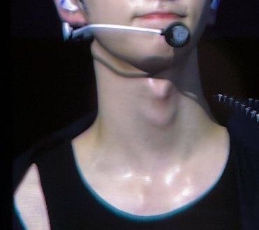 신유 목 tweet media