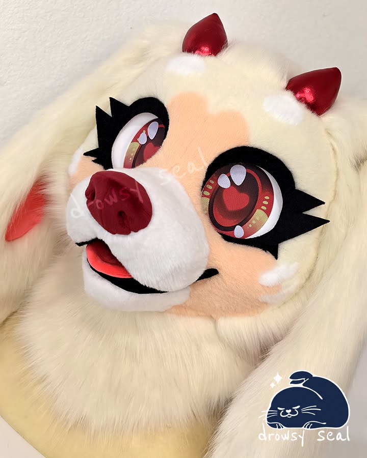 ExclamationBARK's tweet photo. @Glitzy_Fox My first two suits, made in 2022, compared to my two most recent!

I am so grateful to my earlier clients for allowing me to experiment and grow, helping me get to the place I am now 💙 https://t.co/leBXFy8Ea9