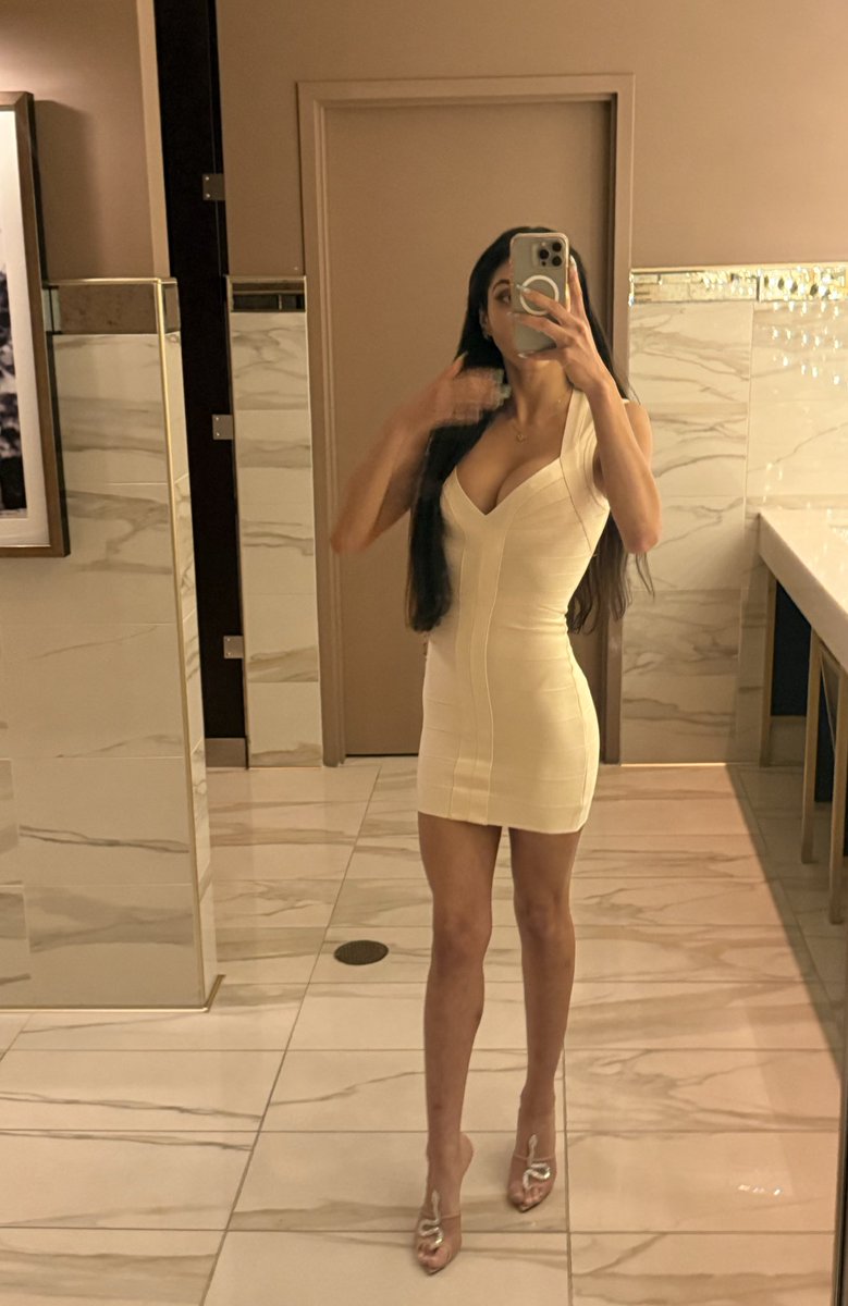 reversecowgirl69 tweet media