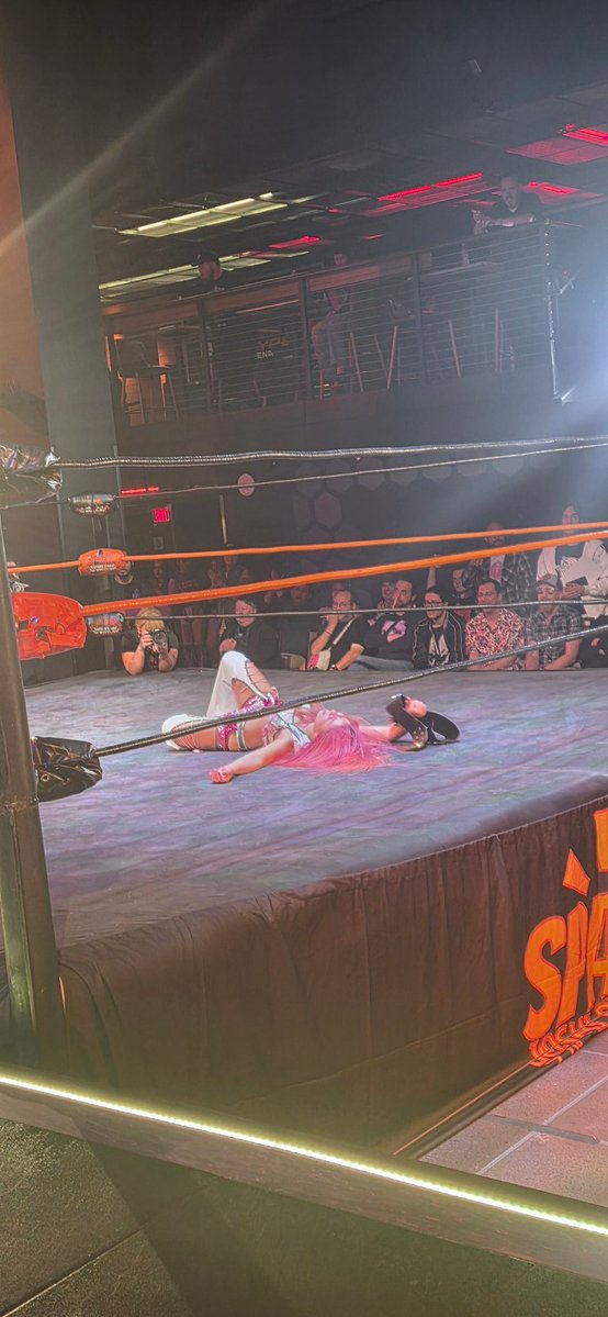 MutieMenace#FWC and 02Line tweet media