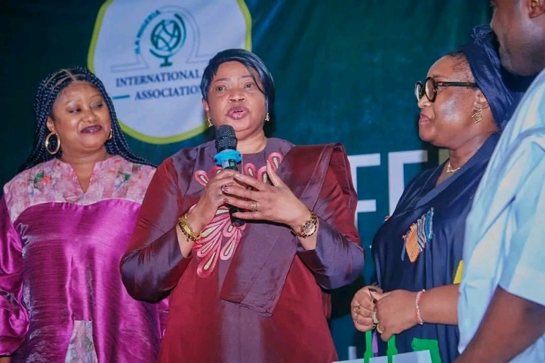 DembazDiao's tweet image. #Congratulations
 A l'ancienne procureure de la  #CPI et Ambassadrice de la  #Gambie auprès du Royaume-Uni
S.E. Dr Fatou Bensouda, a reçu le Prix d'honneur pour l'ensemble de sa carrière (“Lifetime Achievement Award “) décerné par Cf photos... 
@SeydiGassama
@GassamaFatou2