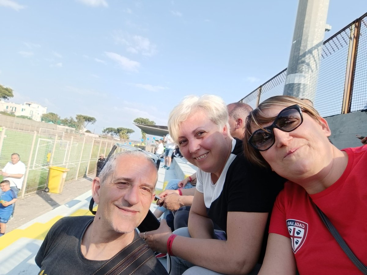ColucciLc's tweet photo. @settalese @LucaColucci1 @Calciodiretta24 @comunesettala @mar_co_lucci @settalacalcio @LegaDilettanti @AlzaniRiccardo @tuttocampo @ilCittadinoLodi @SbordoniMa39431 @ComunediLodi @MontePoraPresol @Presolana @ProlocoClusone @Zcfnews @YTGroup_com @visitischia @IschiaRu @GiovaniBN @Nappulaliiga @juhoputkonen @ischianews @CagliariCalcio @RepCagliari @Isolaliricalcio @Zif0u @Frosinone1928 @ComuneFrosinone @AstorHotelFr @isolaprocida @iloveischia_ @cartaromana @ischiablog @castelloischia @laspeziaoggitw @SpeziaCalcio @cdsnews @ComuneSpezia https://t.co/5IbWEZ8lyt
La cordialità della gente sarda: patrimonio dell'umanità!!
"...tifo Cagliari e boh!
Tifo Cagliari e boh!!
Tifo Cagliari e boh!!!
Scetti castello
Oh oh oh !!!"
#drino #Addis & #Silvia #Sau + #ciana https://t.co/OSMYxgWfnn