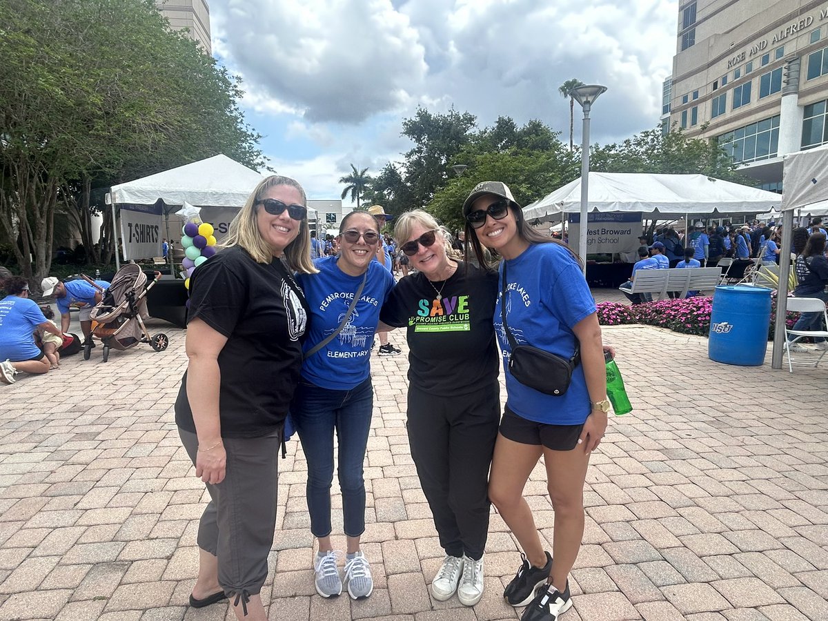 PLE_PTA's tweet photo. Thank you to everyone who came out to support our Pelican Pals at the Best Buddies Walk! 💙 A big thank you to everyone who purchased Krispy Kreme donuts too. Your kindness and generosity mean so much to our elementary school community! 🐦🍩✨ https://t.co/dmlmyG73pM
