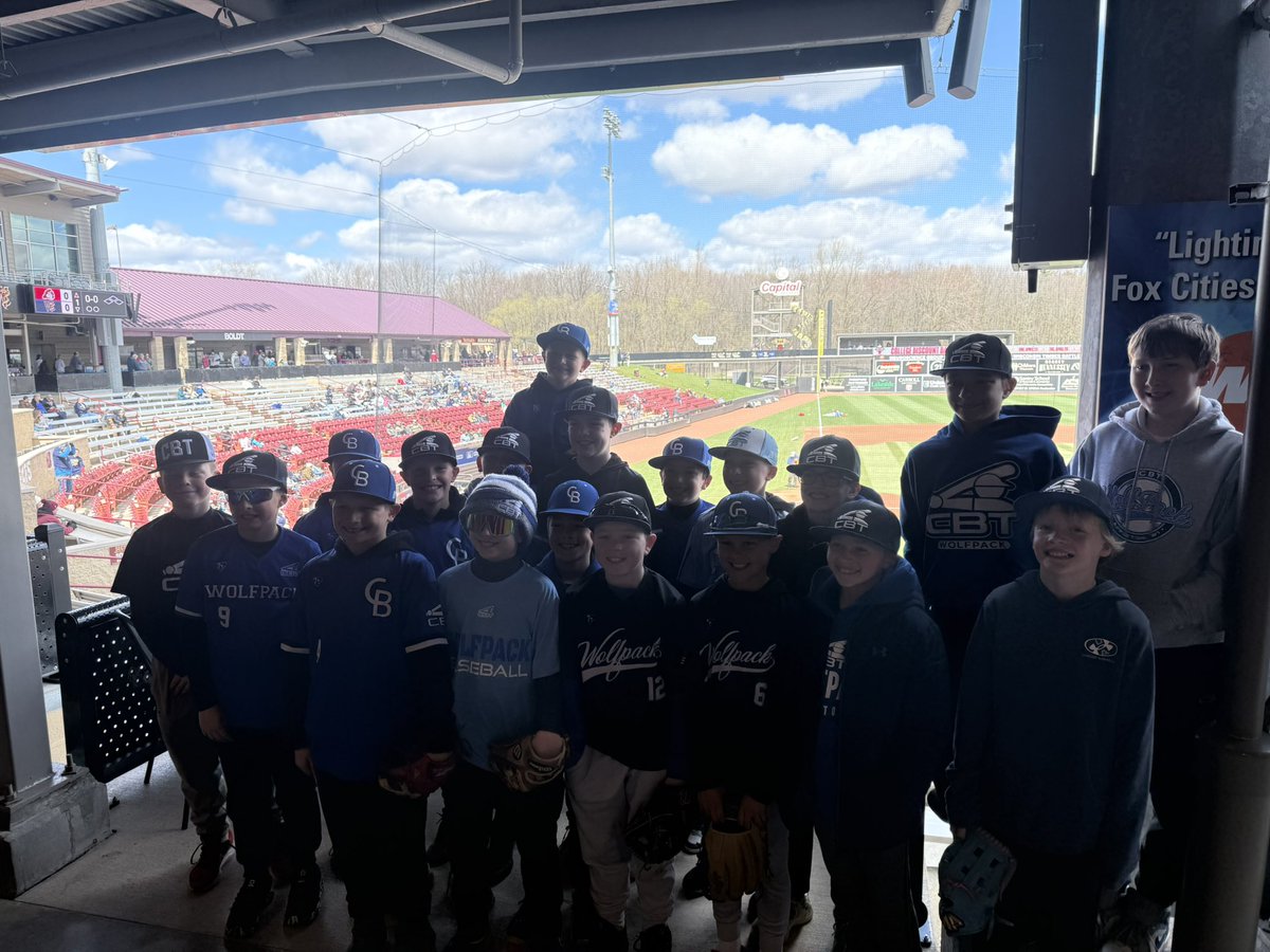 cbtwolfpack's tweet image. Huge thanks to the @t for hosting us again today for our yearly gathering. Our boys and families had so much fun!
#Runas1🐺
#WeareCB⚾️
#T-Rats