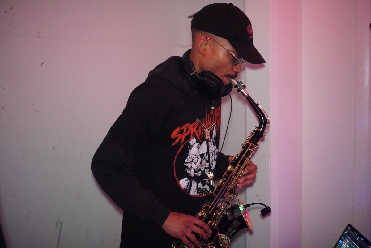 lilsonatina's tweet image. Book me to DJ #saxophone #dj #musican #dallas #dallastx #dfw