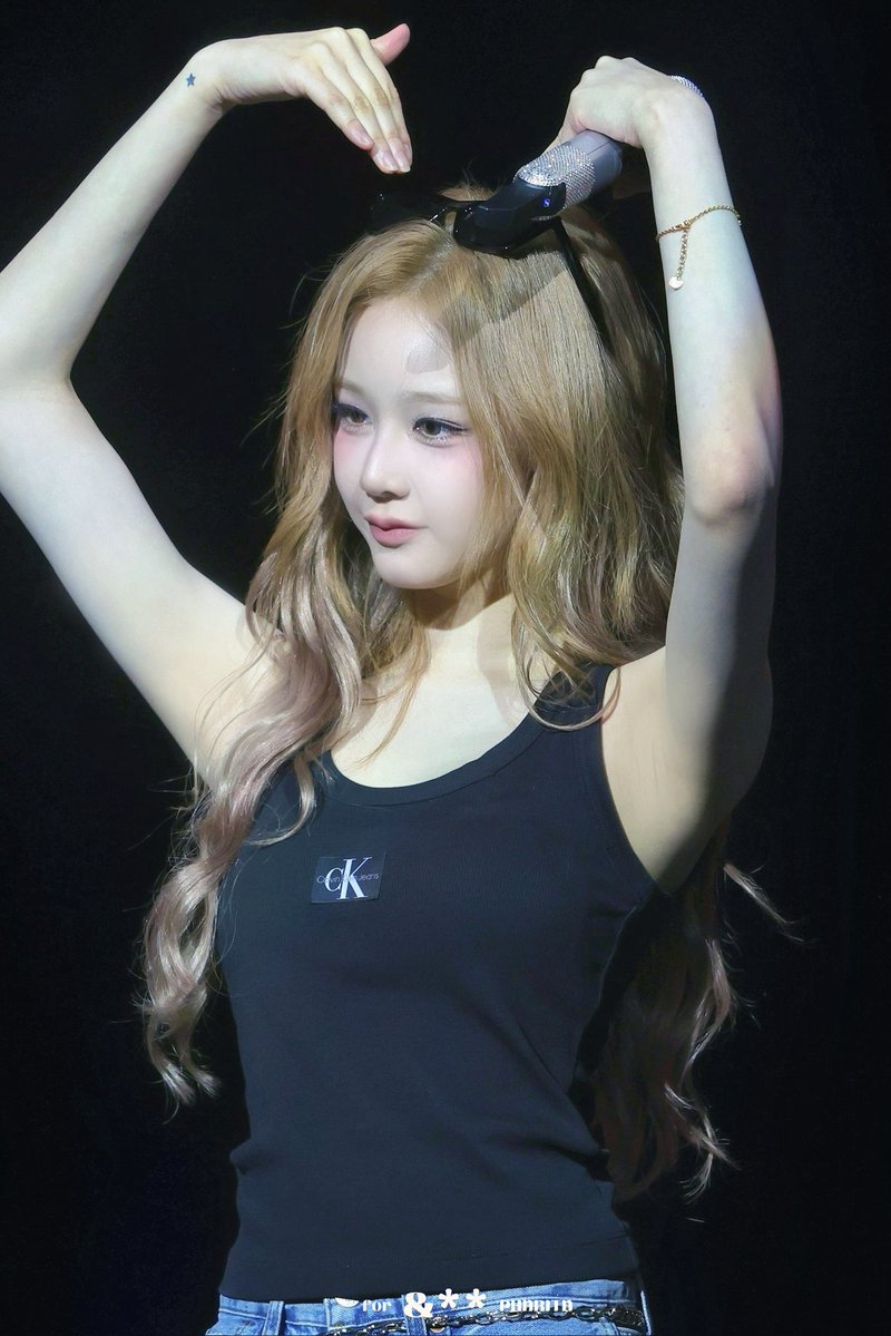 pharita pics tweet media