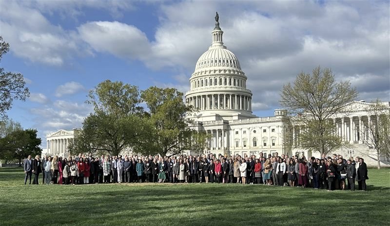 RManochakian's tweet image. I’m honored to join great colleagues as an #Advocacy #Champion at the:

2026 @ASCO #AdvocacySummit at  #Congress🏛️

We are advocating for #Policies that:

✅Support ⬆️ #FederalFunding for #CancerResearch
✅Reform #PriorAuthorization
#FixPriorAuth
✅Make #Telehealth flexibilities