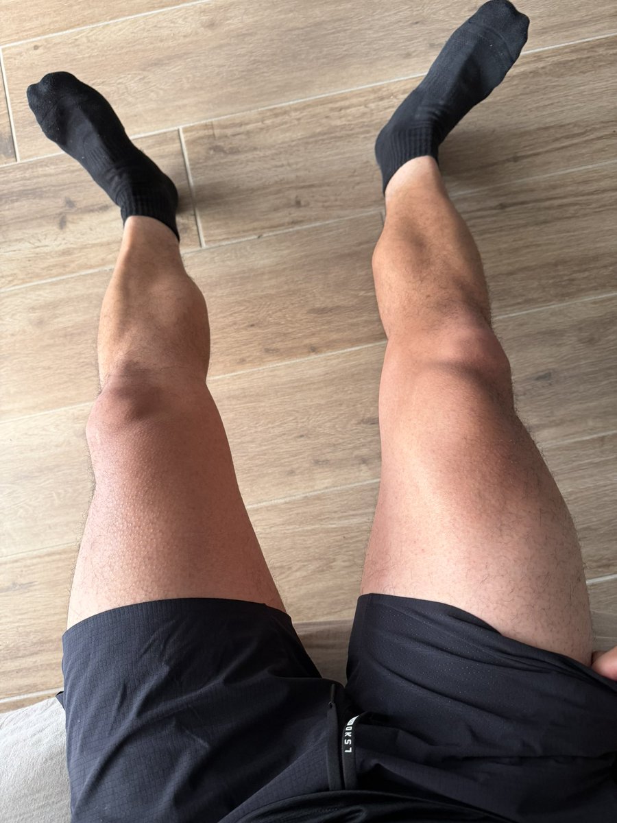 Master E - Backup tweet media