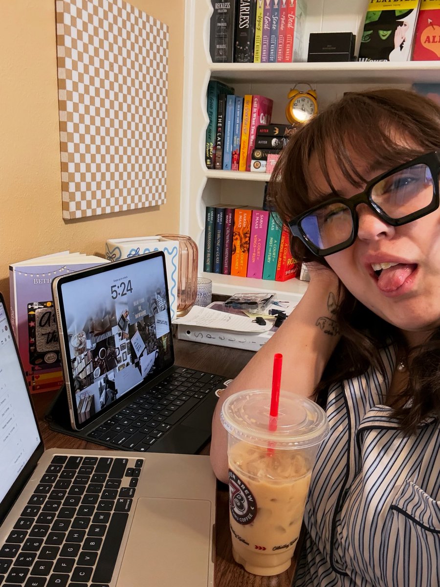 bethany_anne_20's tweet image. We love Sunday editing days with a healthy amount of 7Brew coffee. 💻🫣 

#WritingCommunity #AmQuerying #AmDrafting
