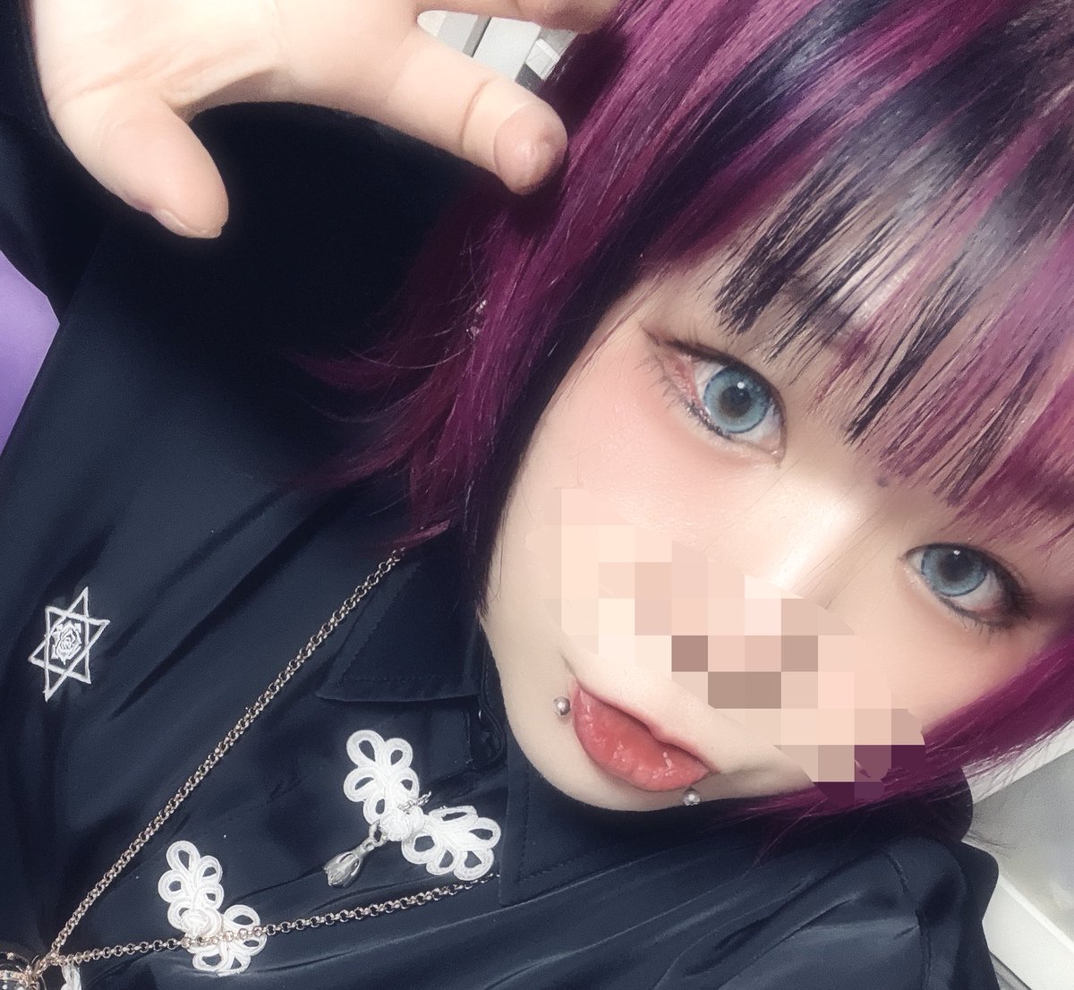 すい tweet media