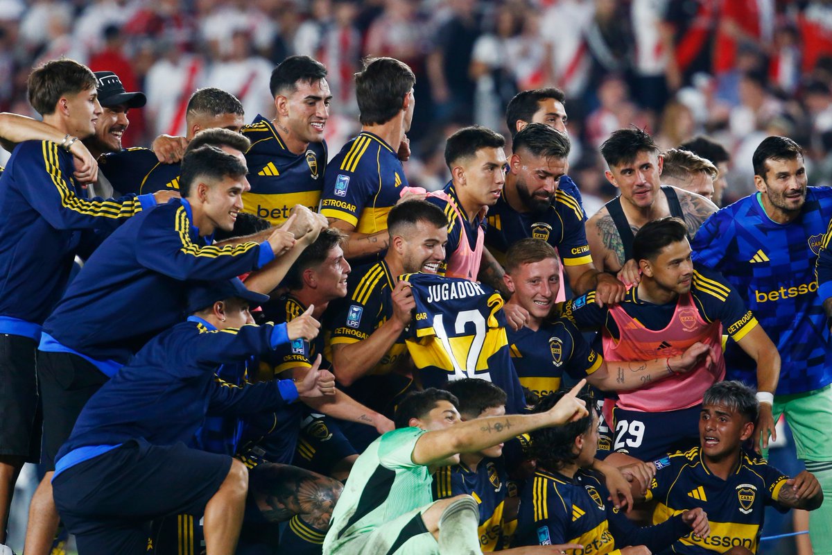 1⃣2⃣ Jugador número 12, siempre presente.