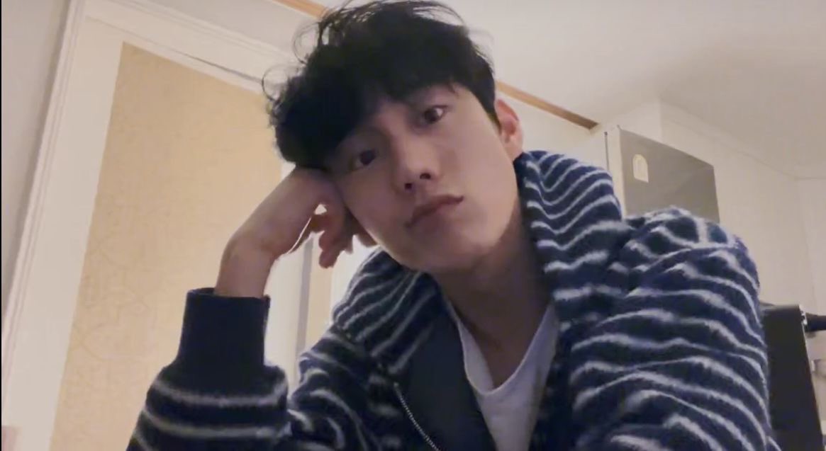 ‎ ☾ zozo is unique tweet media