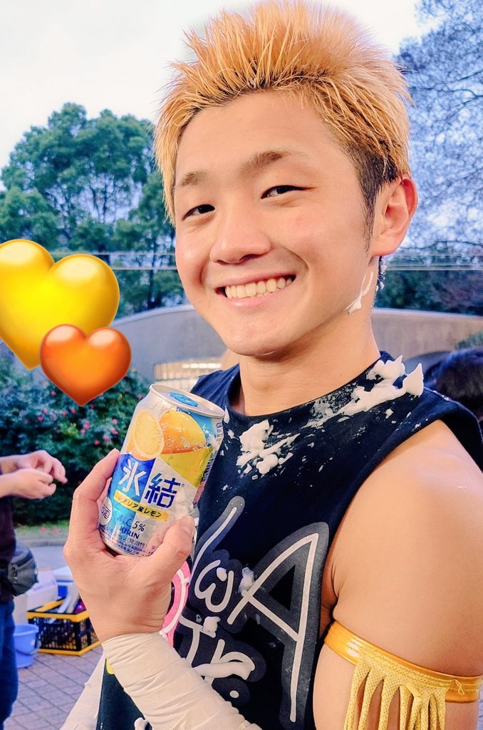 #見た人も推しのドアップを無言であげる