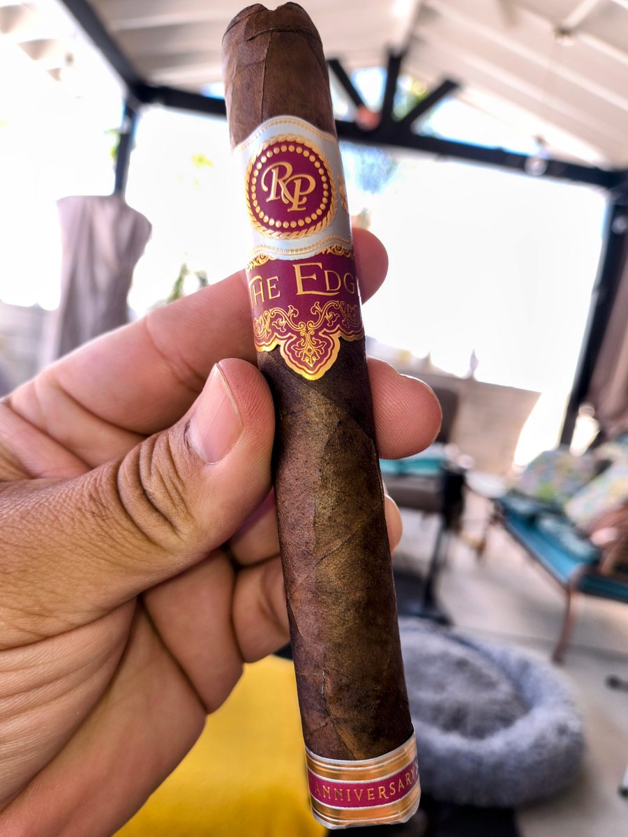 PuffSmokeNAsh's tweet image. 2nd Cigar Of The Day is a @RockyPatelCigar 2022 20th Anniversary The Edge #Toro 6x52 Perfect day for a smoke with 75° breezy and ☀️ 💯💯💯