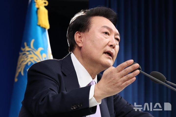 自由の声(자유의 목소리) tweet media