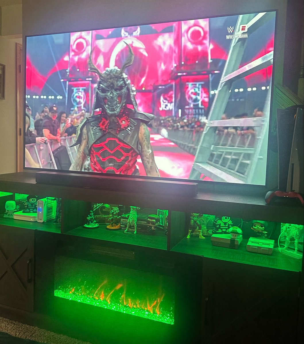 robbystarr117's tweet photo. @MKMovie @Todd_Garner @noobde @WWE #Penta #laddermatch #mortalkombatmovie #shaokhan 👏🏻👏🏻👏🏻🐉🔥🐉 https://t.co/ymAwRbHafa