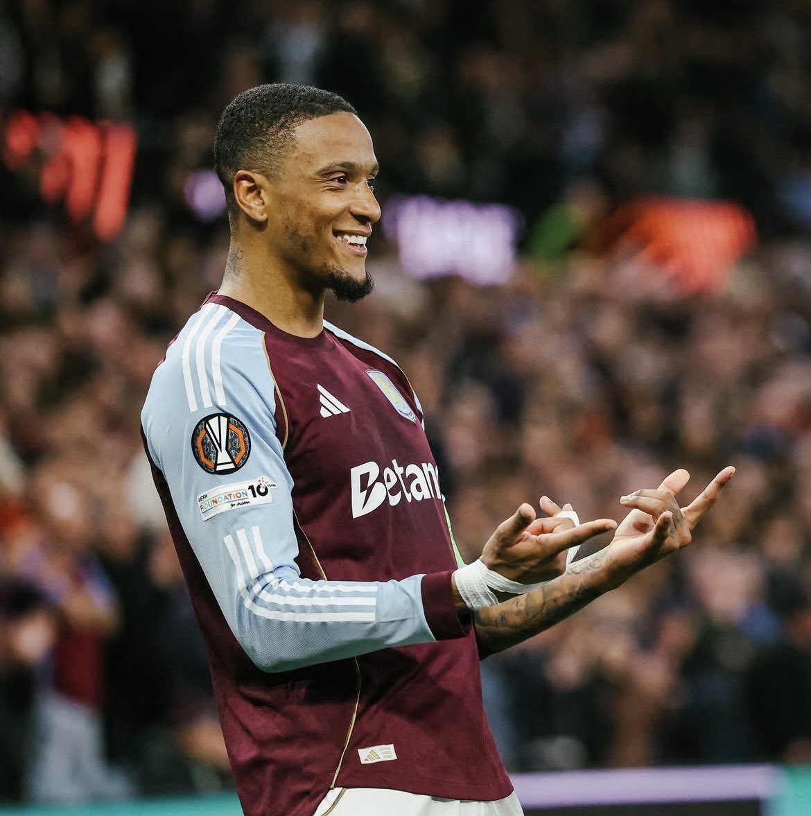 Georgebloor12's tweet image. -Four top top centre backs!!

I believe Chelsea should inquire for all of these players. I’d happily take any of the 4 as I believe there so much better then what we’ve got. 

I’d lean more towards Bremer/murillo as I believe that’s more realistic and suit us. 

#chelsea