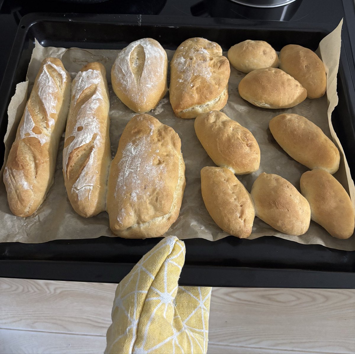 E.Bolor-Uyanga tweet media