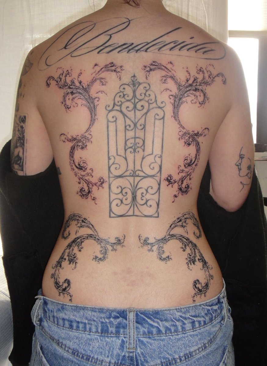 jojcap's tweet photo. backpiece complete https://t.co/6pnXxQ6IOP