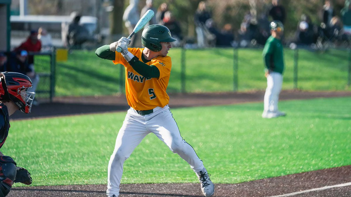 #WarriorBSB:  Baseball Sweeps Four-Game Series at Roosevelt; Coach Kelley Collects 10th 30-Win Season

tinyurl.com/2m3ufz2d

#REPthe313