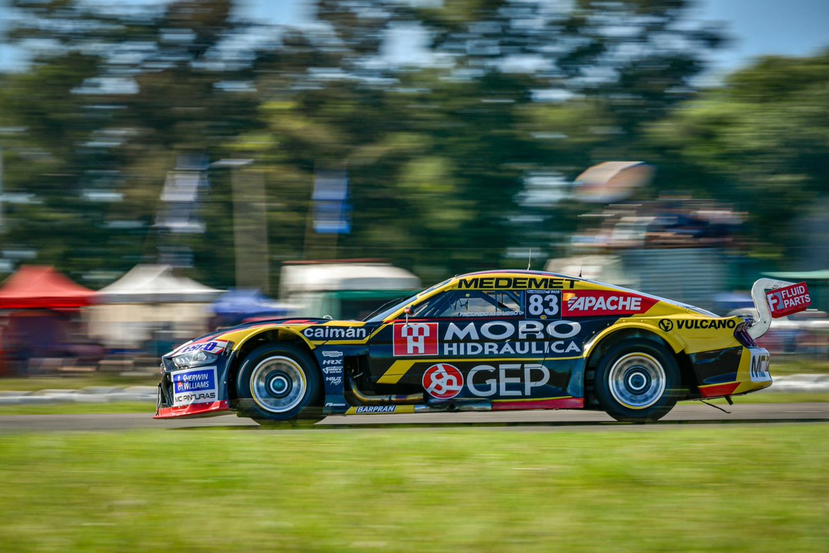 FacundoArdusso's tweet photo. P18 en Concepción del Uruguay junto al @MartinezCompeOk https://t.co/MPLUe5ckWj