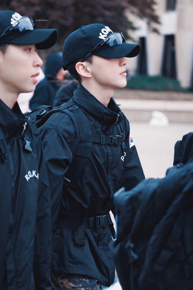 260419 Virginia International Tattoo D4

🖤

#세븐틴 #SEVENTEEN #SVT #호시 #HOSHI #ホシ #순영
<a href="/pledis_17/">세븐틴(SEVENTEEN)</a>