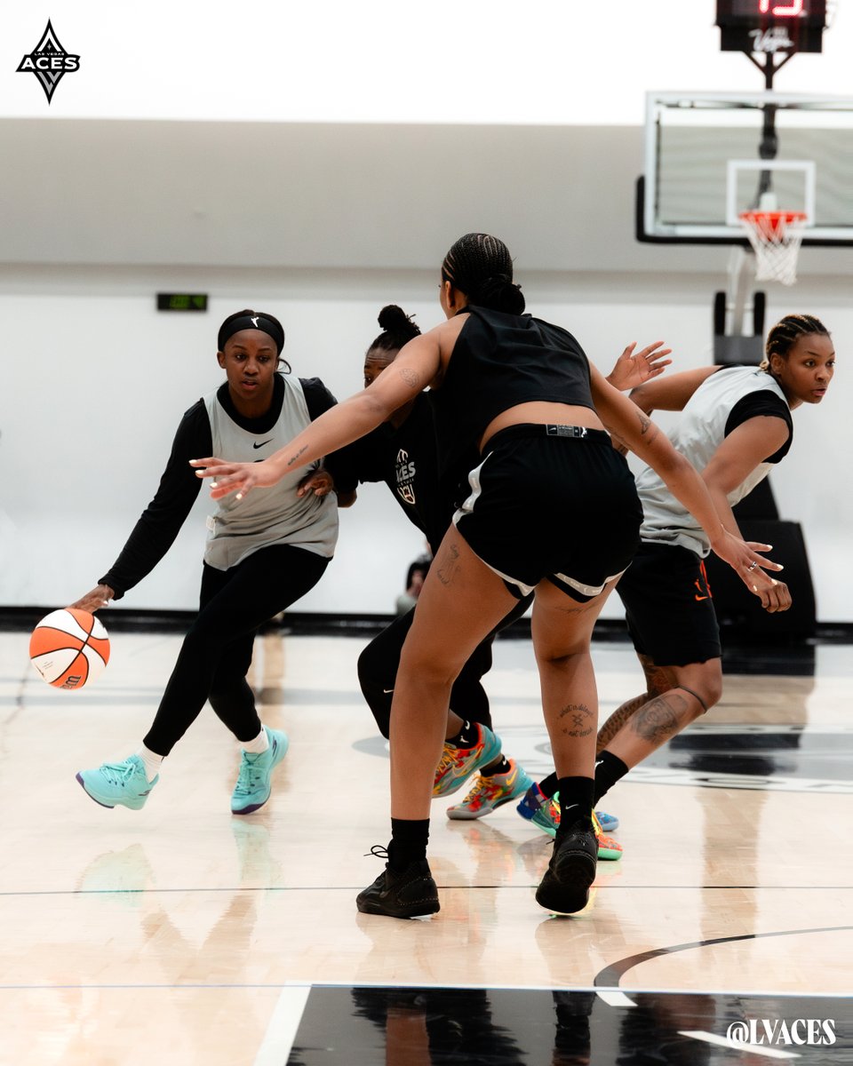 Las Vegas Aces tweet media