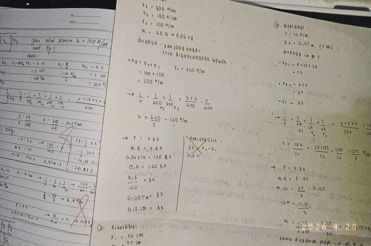 saaturnrosess's tweet image. 📓. 19 ◎ 04 ◎ 26 #LockIn
kemarin ngebut kerjain to nya sainsin karena udah mepet bgt.... habis gitu lanjut kerjain tugas fisika yg dibuat tambahan nilai nanti ^____^ btw have a great daay guys