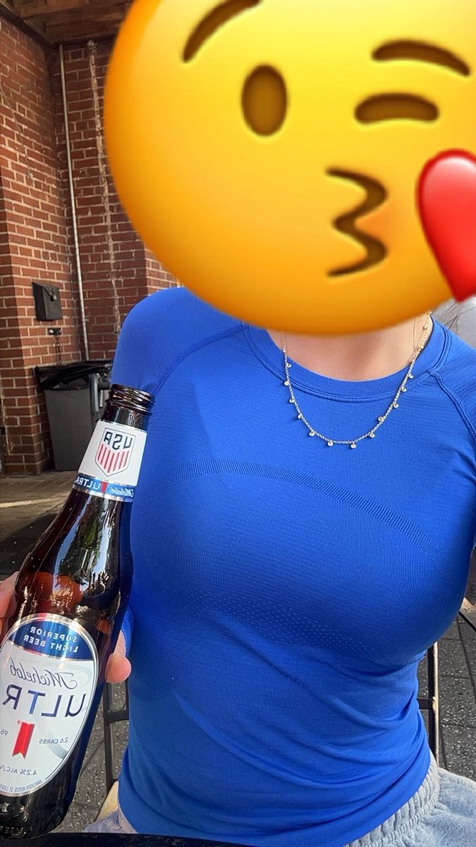 Anne Marie tweet media