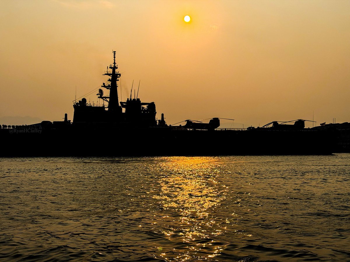 RyanHClaffey's tweet image. Some scenes from Subic Bay last night as the JS Ise, JS Ikazuchi, and the JS Shimokita appear to have arrived for Exercise Balikatan 2026

The exercise will run from April 20–May 8 and feature 1,400 Japanese combat troops—their first presence on Philippine soil since World War II