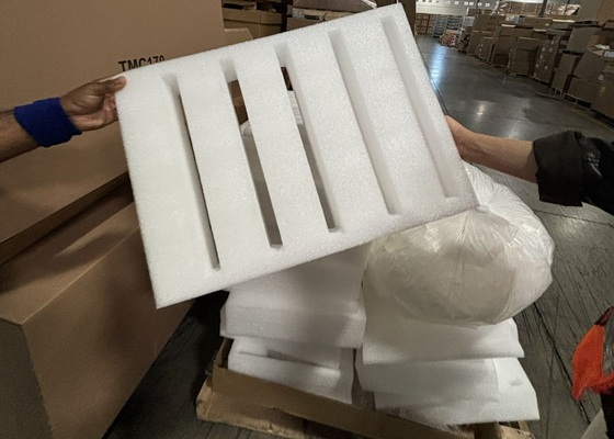 intcogreenmax's tweet photo. 🚨 #PPWR is raising the bar for packaging recyclability.
For appliance DCs and auto parts plants, PE foam recycling can’t be pushed off anymore. ♻️
Quick path:
✅ Limited budget + mixed waste: foam #crusher
✅ Stable volume + better logistics/value: PE foam #densifier https://t.co/paK2AIhtfX