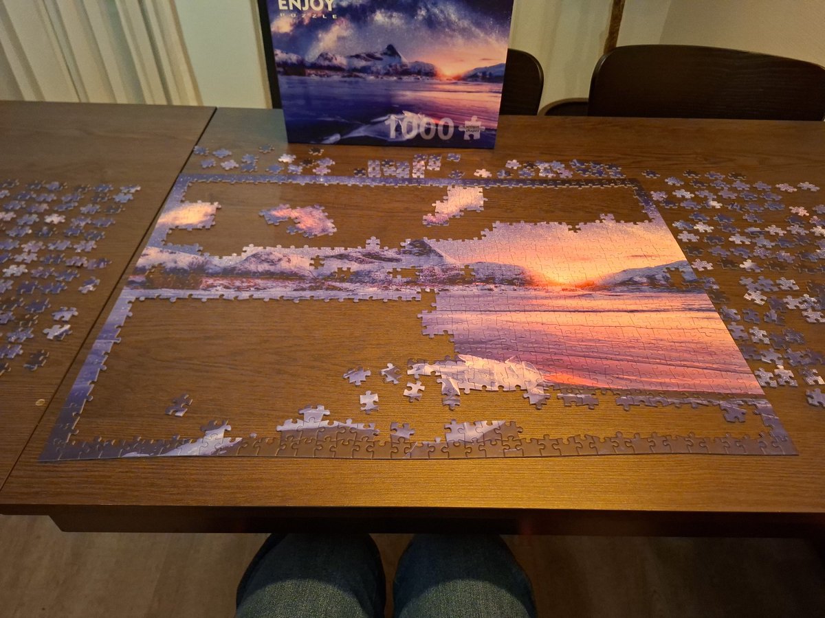 Princess Consuela Banana Hammock (Julia) tweet media