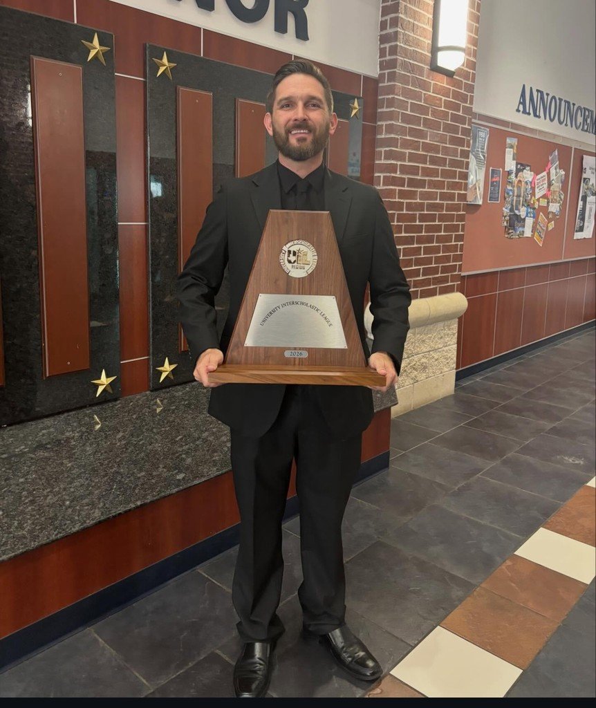 AlvinHSJackets's tweet photo. Our Alvin High School Bands all took SWEEPSTAKES!! Your dedication and hard work are unmatched. Congratulations!! #JPND https://t.co/DFYOjYhETr