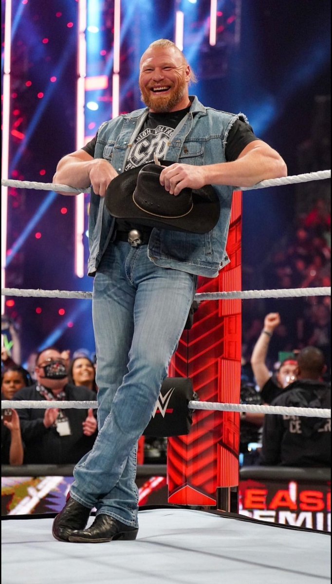 JosDanielParra2's tweet image. THANK YOU BROCK LESNAR!!!

#BeastIncarnate
#SuplexCity
#F5
#Reigning
#Defending
#Undisputed

@WWE
@BrockLesnar