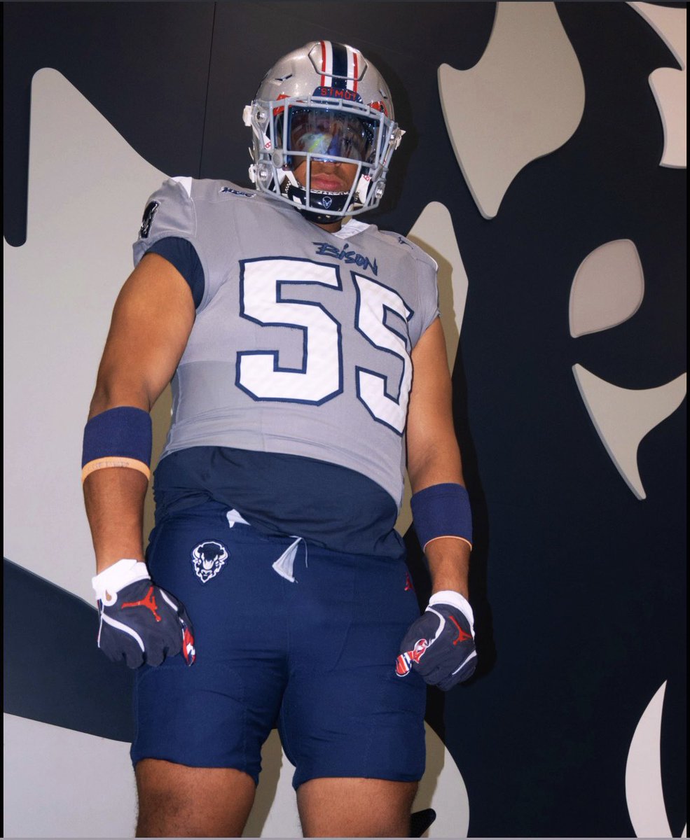 blairalexanderz's tweet photo. After a great visit blessed to receive a offer from Howard https://t.co/s80x8SjVjI