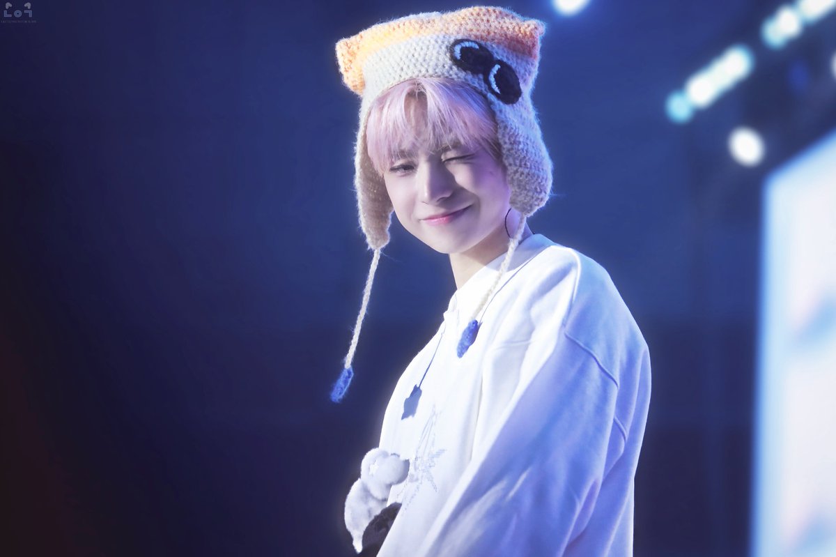 ohyumyum0405's tweet photo. 260419 앙콘Day3
그래서 말인데 버블냥 캐릭터 뿐만 아닌것같애..실제존재임🥹
#유우시 #ユウシ #YUSHI #NCTWISH #엔시티위시 https://t.co/CmGbhlB7qV