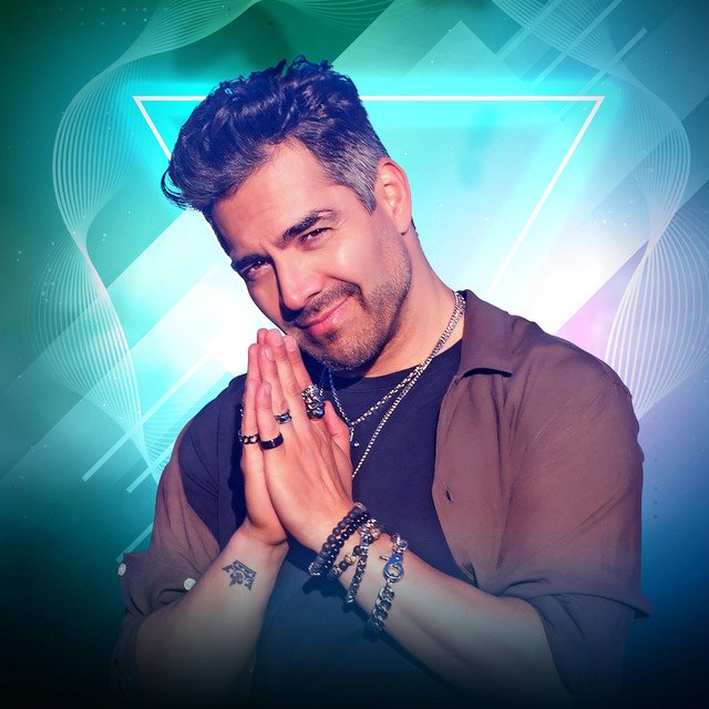 Señoras y señores. 
EL MVP de #WrestleMania

Omar Chaparro.