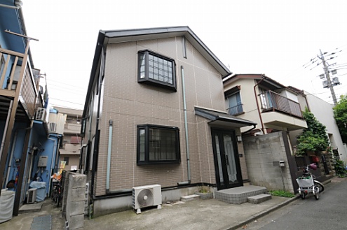 japanroomfinder's tweet image. 【𝐓𝐨𝐩 𝐇𝐢𝐥𝐥 𝐒𝐡𝐢𝐦𝐨𝐤𝐢𝐭𝐚𝐳𝐚𝐰𝐚 / 𝐒𝐞𝐭𝐚𝐠𝐚𝐲𝐚】

★Long-term tenants welcome!
Fully furnished spacious private room in #Setagaya
2-min walk from Shimokitazawa Station

Rent: ¥56,000
Utilities: ¥14,000
Deposit: ¥50,000

x.gd/Yp5Rt