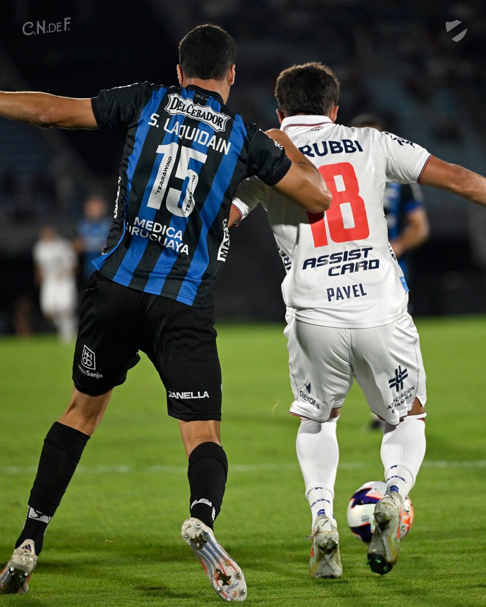 Nacional's tweet image. ⏱ Pasamos los 30’ de juego en el Estadio Centenario

Liverpool  1️⃣ - 1️⃣ #Nacional  

#JuegaNacional | @LigaAUF