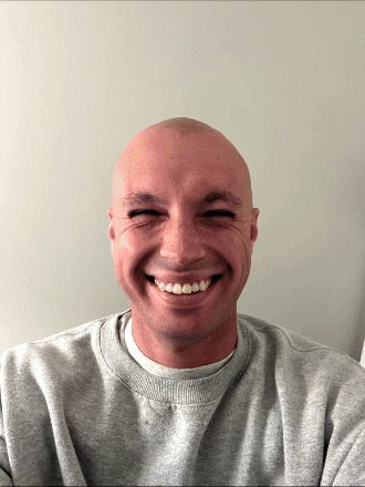 Tried making a mii of dan hentschel making this specific smile and hated it so bad i deleted him as soon as he was born