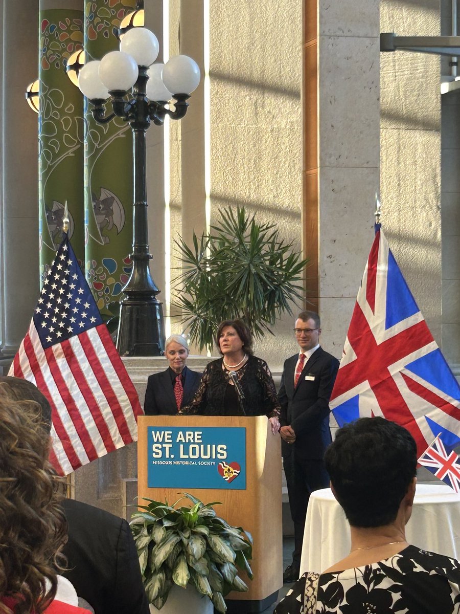 STLBTA's tweet photo. What an amazing celebration for the new nonstop service from St. Louis to London Heathrow with British Airways! ✈️

The beautiful Missouri History Museum hosted a wonderful evening bringing together leaders from across the travel and business community! https://t.co/JF5Filr6Sa