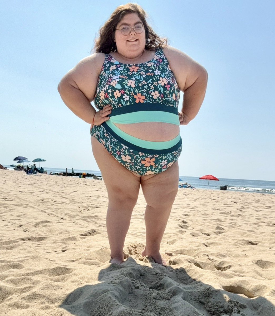 Emily Cooper tweet media