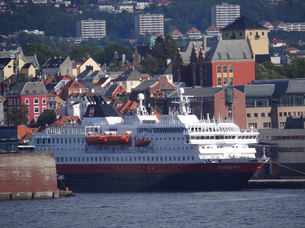 nauticallyspeak's tweet image. Cruise Ship A to Z back again.

We are back to the beginning so today's  letter is W.

W is for (Richard) With.

Now let's see your cruise ship photos beginning with the letter W. 

#cruiseshipsatoz #forfun  #followersparticipation #nauticallyspeaking