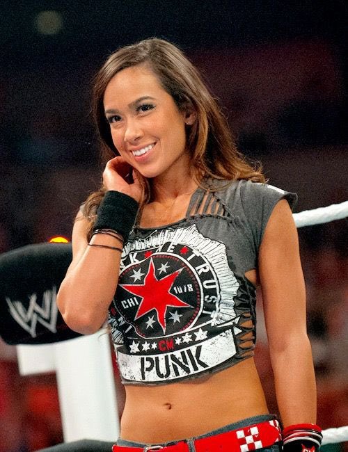 aj lee tweet media