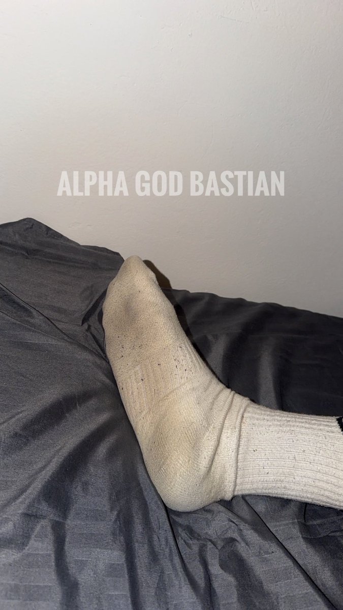 FINDOM BASTIAN ⛓️🤴🏻 tweet media