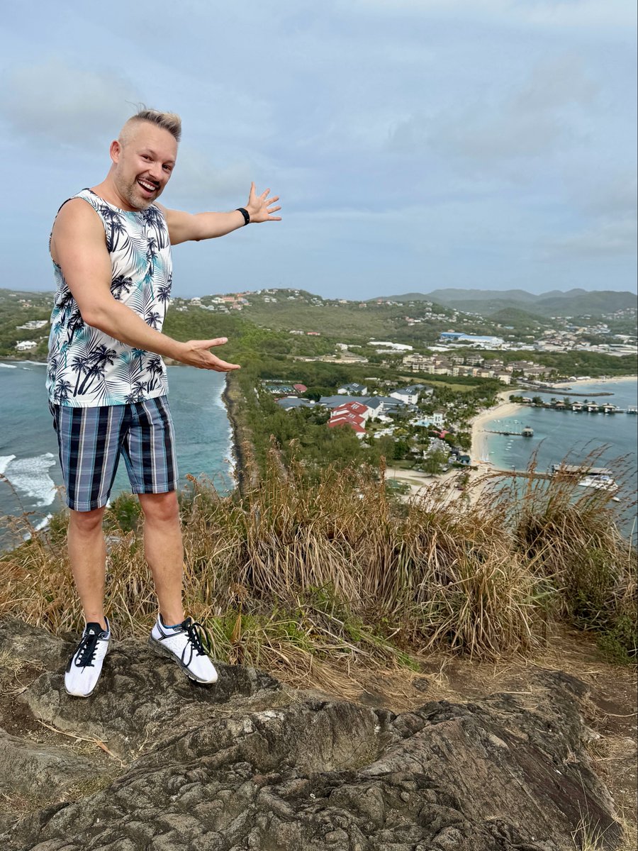 JoshRimer's tweet photo. Not your average viewpoint! ⛰️👀 I spent an afternoon exploring Pigeon Island in St. Lucia - part mini hike, part pause every few seconds because it’s too pretty. 😍 The island is also home to old wartime ruins, which makes the whole place feel like a little step back in time. 💣 https://t.co/gcxPVCVA95