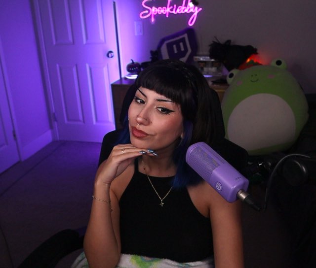 Spookie 🖤✨ tweet media