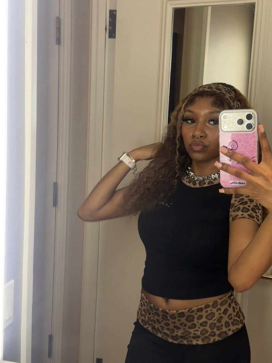 itssexyy☺️👅 tweet media